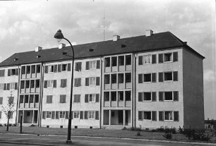 Freiburg: Wohnblock der Rhodiaceta; Offenburger Straße