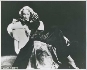 Marlene Dietrich (Beverly Hills, 1935) (Archivtitel)