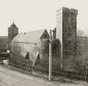 Verließturm : Wasserburg (Museum). Wohn- und Wirtschaftsgebäude und Verließturm