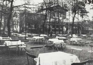 Restaurant und Café "Haideschlösschen". Gästegarten