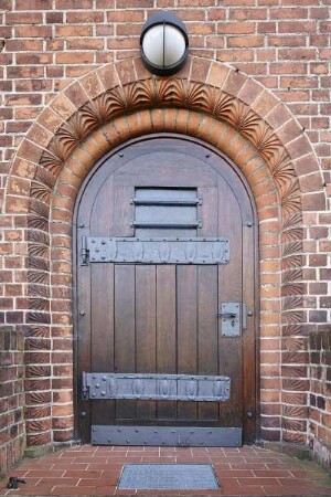 Portal an der Westseite
