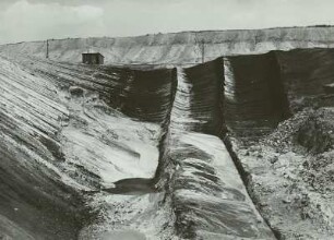 Braunkohleabbau, Bornaer Revier, Lobstädt, Grube Victoria, Tertiärer Schwimmsand über Braunkohle, Baggerspuren