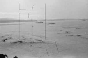 Höhe 111 (Felsrippe nördlich Stationsbach) : die Insel mit dem Felsaufsatz