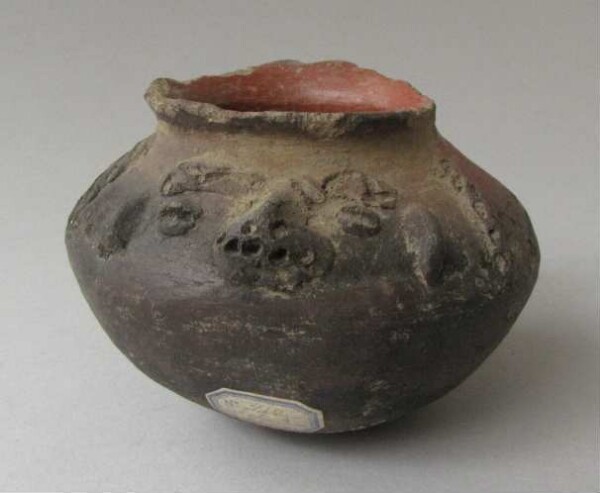 Clay vessel