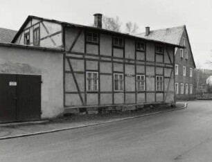 Neustadt-Polenz in Sachsen, Wohnhaus : Neustadt-Polenz in Sachsen. Wohnhaus (19. Jahrhundert), Mittelweg 39. Traufseite