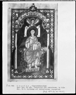 Evangeliar aus Kloster Wessobrunn — Der Evangelist Matthäus, Folio 15verso