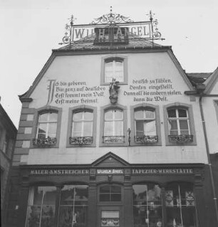 Sankt Wendel, Hausgiebel : Sankt Wendel. Hausgiebel mit Spruch