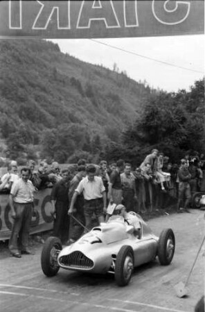 Schauinsland-Rennstrecke; Training; am Start: Paul Pietsch; Nr. 127; Veritas