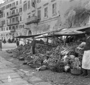 Ein Marktstand in Kerkyra