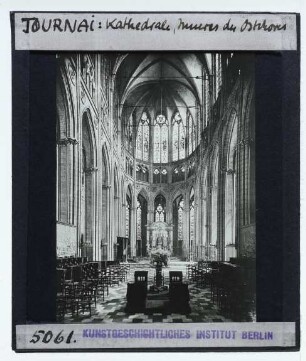 Tournai, Kathedrale Notre-Dame : Innenansicht, Ostchor.