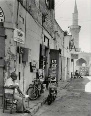 Straßenszene in der Altstadt von Limassol