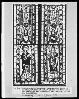 Fenster s VI, Felder: Der Evangelist Johannes und Bischof Leo Thundorfer