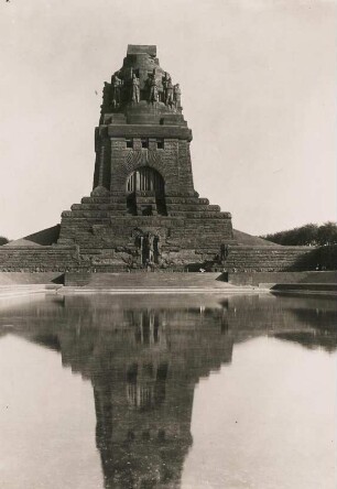 Sachsen. Leipzig. Ansicht des von 1898 bis 1913 errichteten Völkerschlachtdenkmales