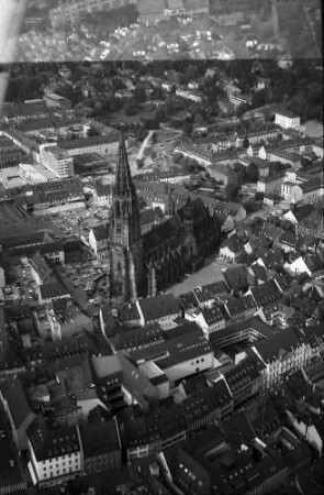 Freiburg: Münster, von Süden