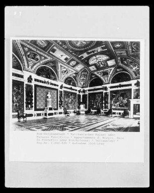 Sala di Pontefici