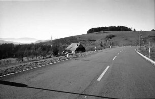 St. Peter: Ausgebaute Straße; St. Peter - St. Märgen; Straßenansicht