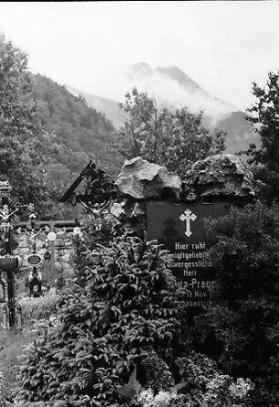 Bad Ischl: Grab Großpapa