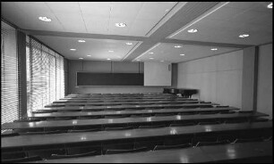 Freiburg, Littenweiler: Neubau Lehrerakademie [Pädagogische Hochschule], Hörsaal