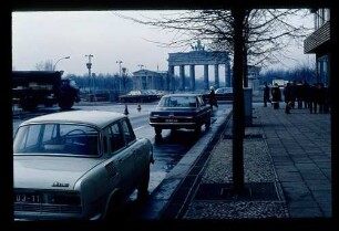 Brandenburger Tor 3.12.75.