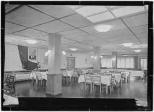 Betriebsferienheim u. Kinderferienlager Haidemühle "Fritz Gumpert" VEB Vereinigte Papierfabriken Heidenau und VEB Zellstoffwerk "Phillip Müller" Coswig. Bar