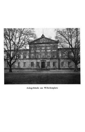 Aulagebäude am Wilhelmsplatz