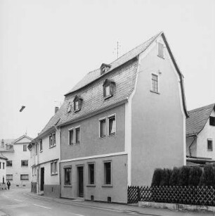 Selters, Brunnenstraße 9