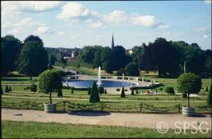 Potsdam, Park Sanssouci, Parterre Große Fontäne, Blick nach Süden auf die Große Fontäne.