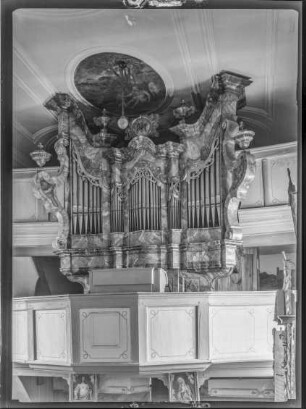 Kirche, Orgel