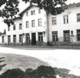 Colditz, Bahnhofstraße 39. Bahnhof (1870/1880). Empfangsgebäude. Straßenansicht
