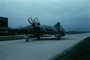 Bremgarten: Fliegerhorst; RF-4E "Phantom" am Start, Vorbereitung und Start