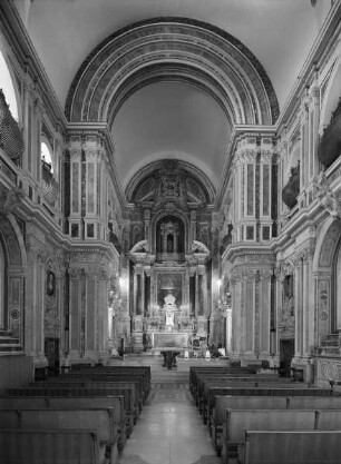 Monastero e Chiesa di Montevergine — Klosterkirche — Innenraum