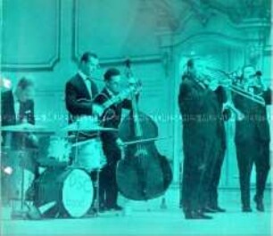 Programmheft zu einer Tournee der Dutch Swing College Band zu ihrem 20-jährigen Bestehen
