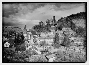 Blick über den Schießhausweg zum Kittsteintor, Hofhaltung, Burg und Stiftskirche