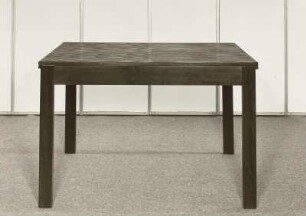 Eßtisch (Modell T 201)