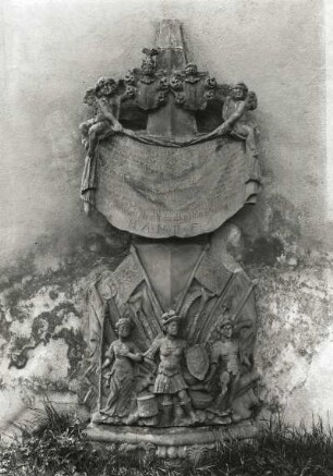Grabdenkmal auf dem Friedhof in Stolpen
