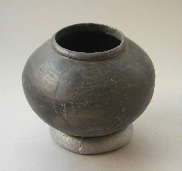 Clay vessel