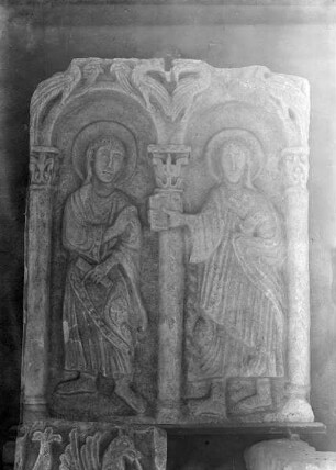 Gipsabguss eines Reliefs von Saint-Hilare