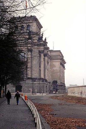 Berlin: Reichstag: Berliner Mauer