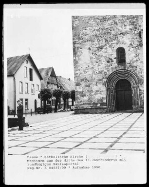 Katholische Kirche Sankt Viktor — Westturm