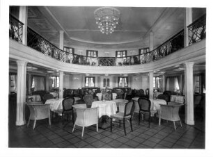 Passagierschiff "Hamburg" : Passagierschiff "Hamburg". Länge 193,50 m, Breite 22,10 m (1925-1926; Blohm und Voss). Halle II. Klasse (Ausstattung Deutsche Werkstätten AG Hellerau)