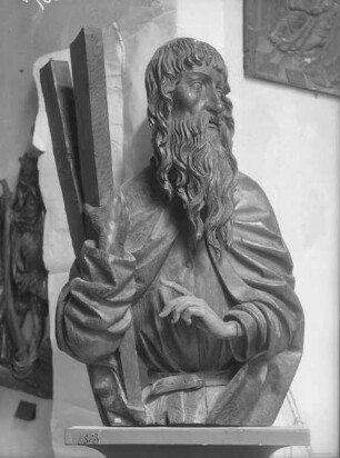 Halbfiguren von Propheten, Aposteln, Heiligen und eines Christus — Sankt Andreas
