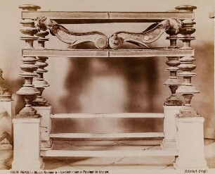 Napoli - Museo Nazionale. Lectisternium o Pulvinar in bronzo