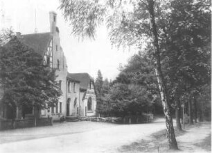 Ullersdorf, Nr. 54. Gasthaus Ullersdorfer Mühle (genannt Todmühle). 1903. Straßenansicht