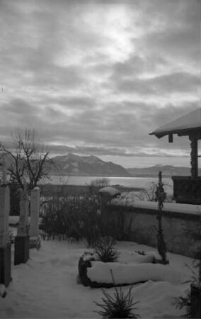 Seebruck am Chiemsee: Friedhof und Chiemsee