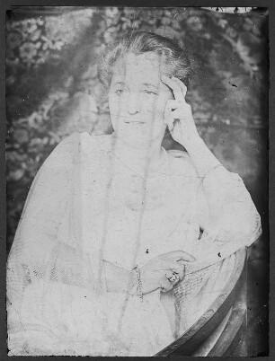 Portrait Frau von Gossler