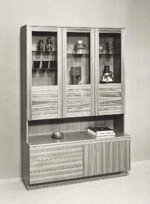 Wohnzimmerschrank