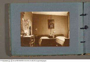 Album mit Fotografien aus dem Palazzo ZuccariAnsicht eines Schlafzimmers im dritten Obergeschoss - Riccio-Album
