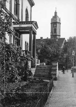 Jena, Blick zum Turm der Stadtkirche