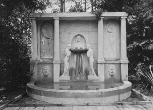 Brunnen