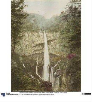 Der Kegon Wasserfall (Gesamtansicht) Nikkô 日光華厳の滝